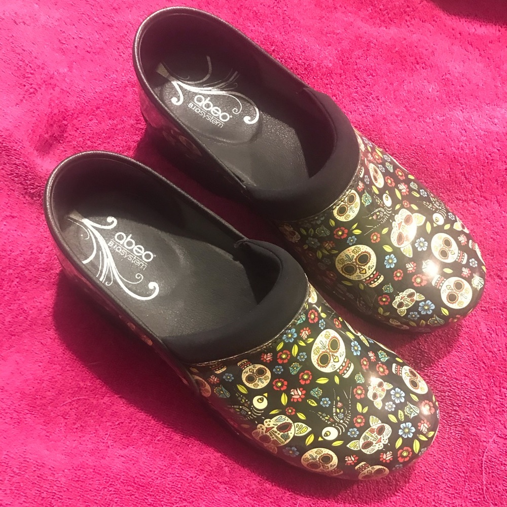 Abeo women’s clogs size 8 euc